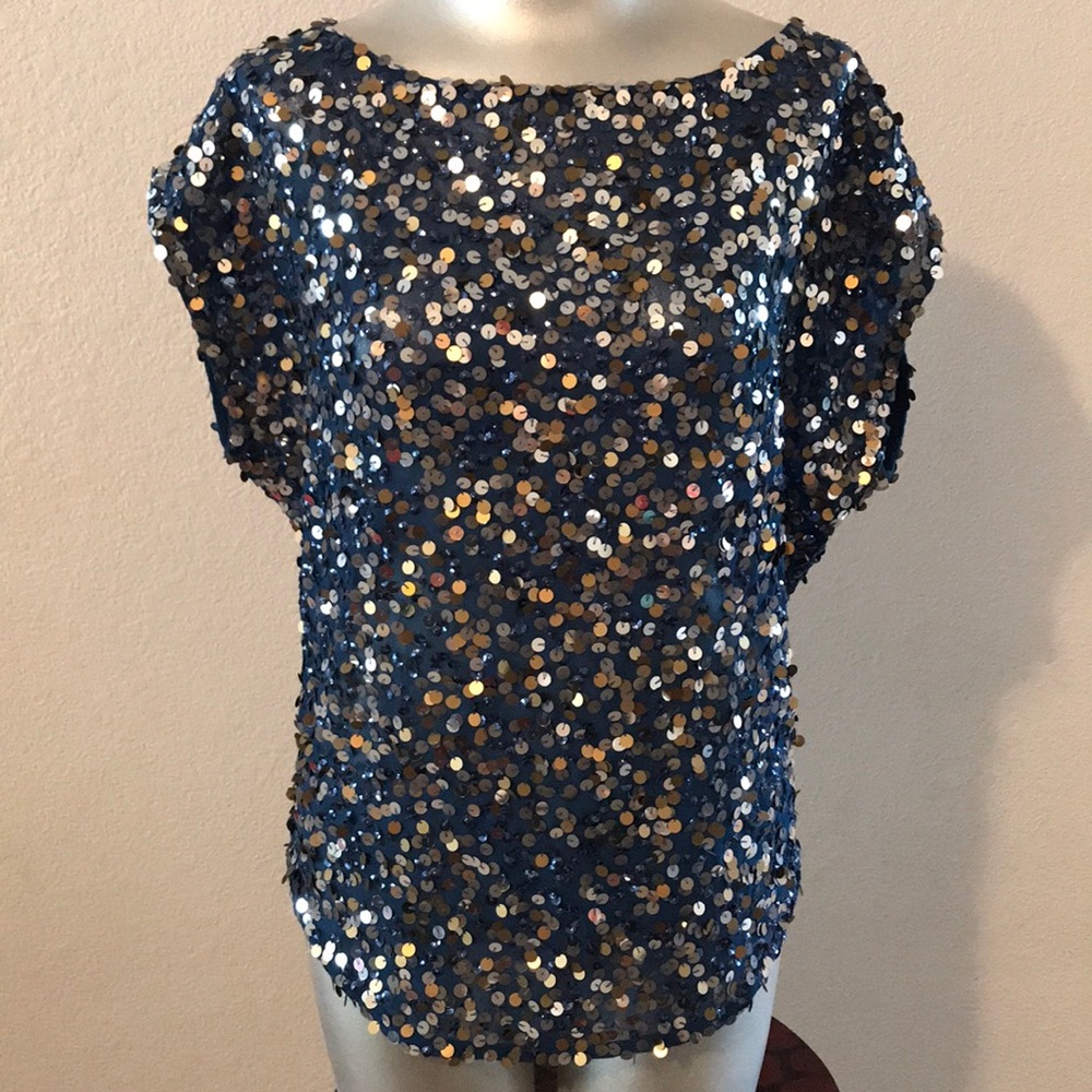 Sequin Top - Picture 2 of 3